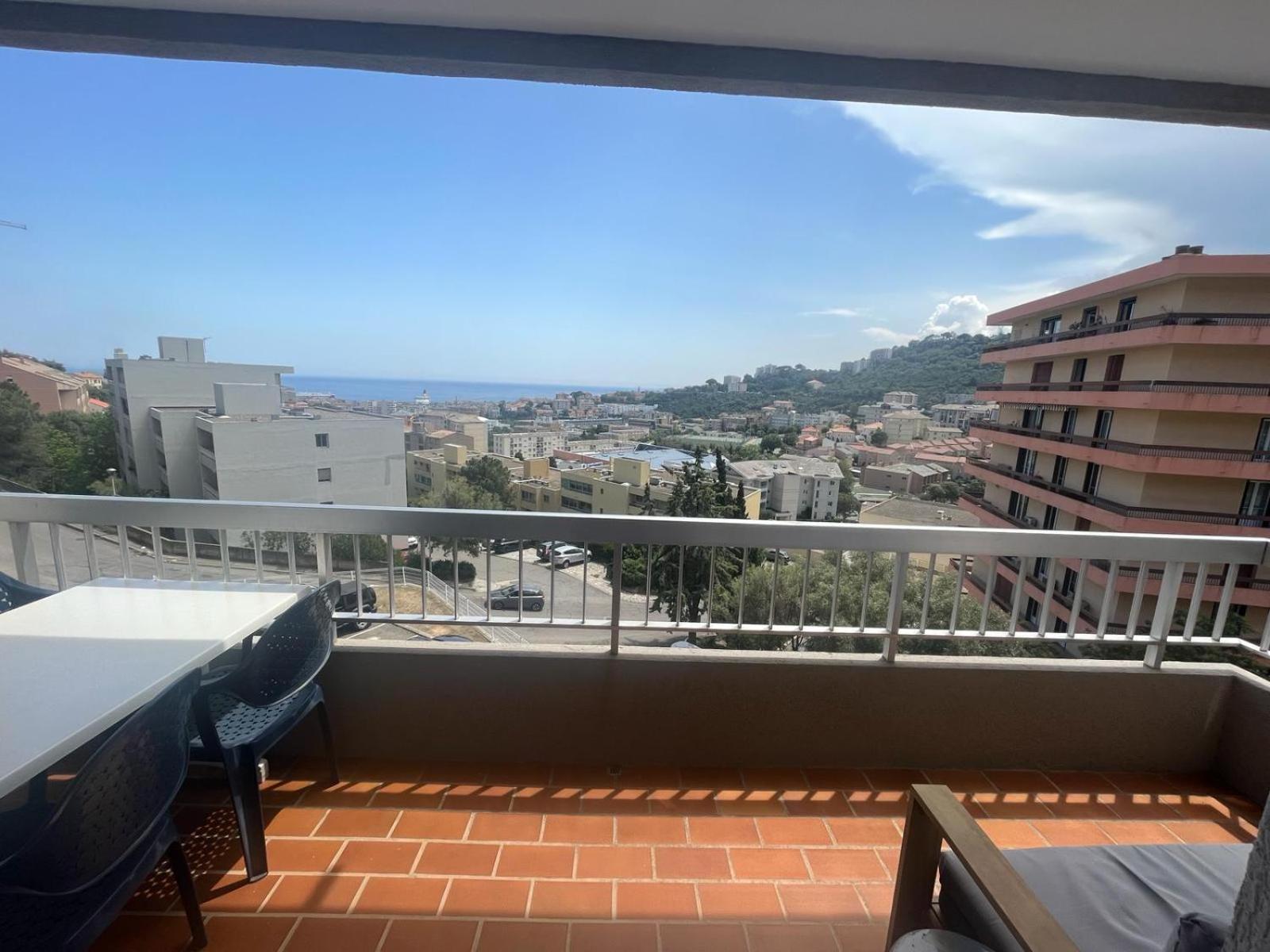 Aloes Apartment Бастия Екстериор снимка
