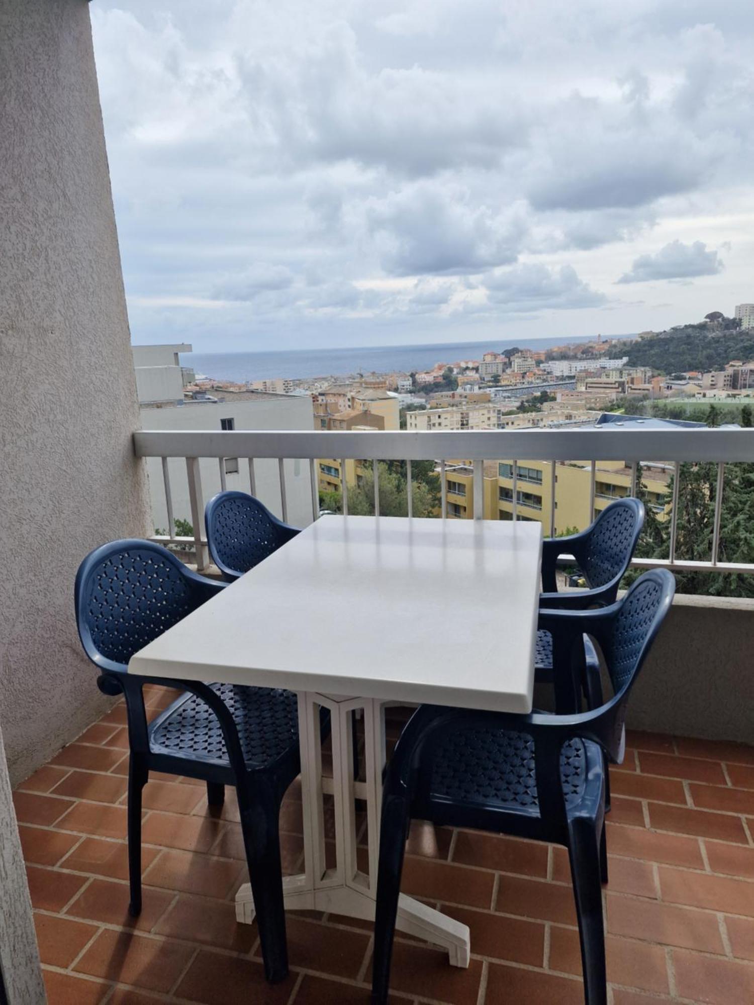 Aloes Apartment Бастия Екстериор снимка